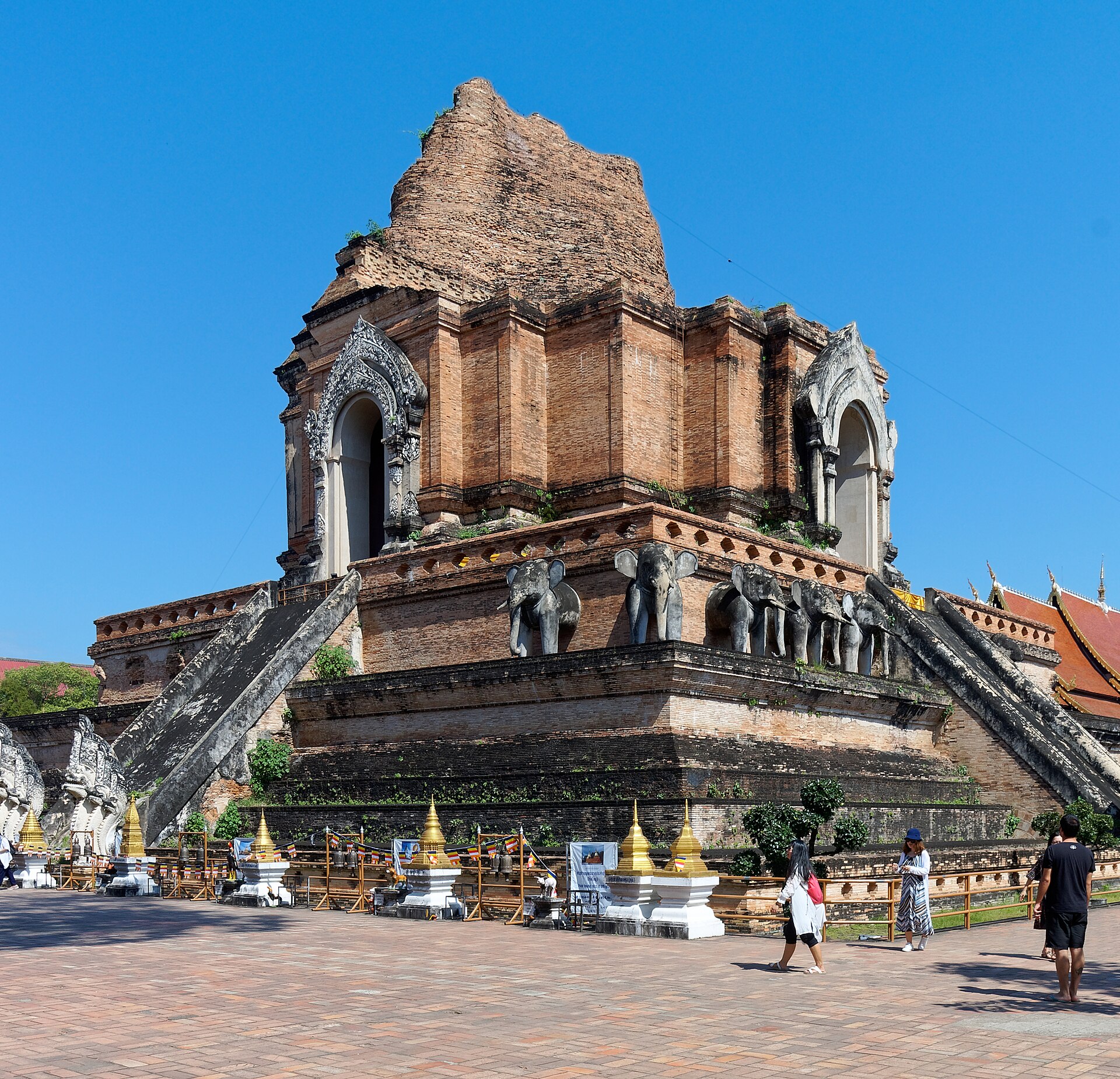 清邁古城內的契迪龍寺，是古城中央一帶的地標