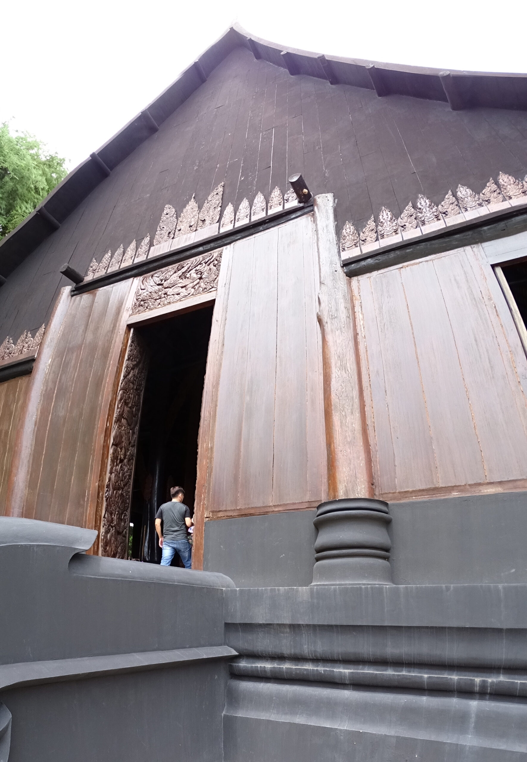清萊黑屋 Baandam Museum 主屋建築外觀