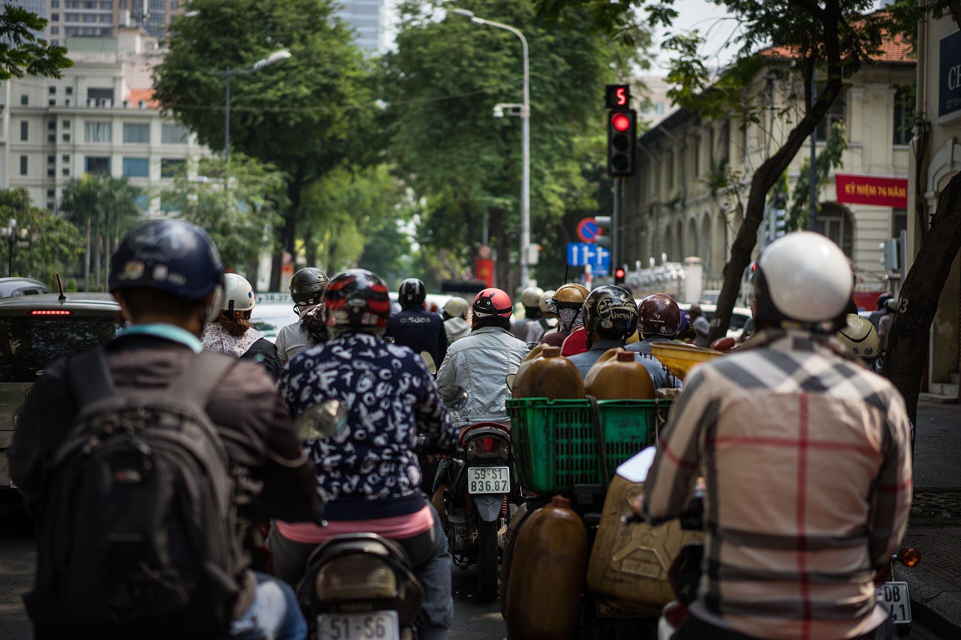 胡志明市同起街，舊第一郡核心現為西貢坊