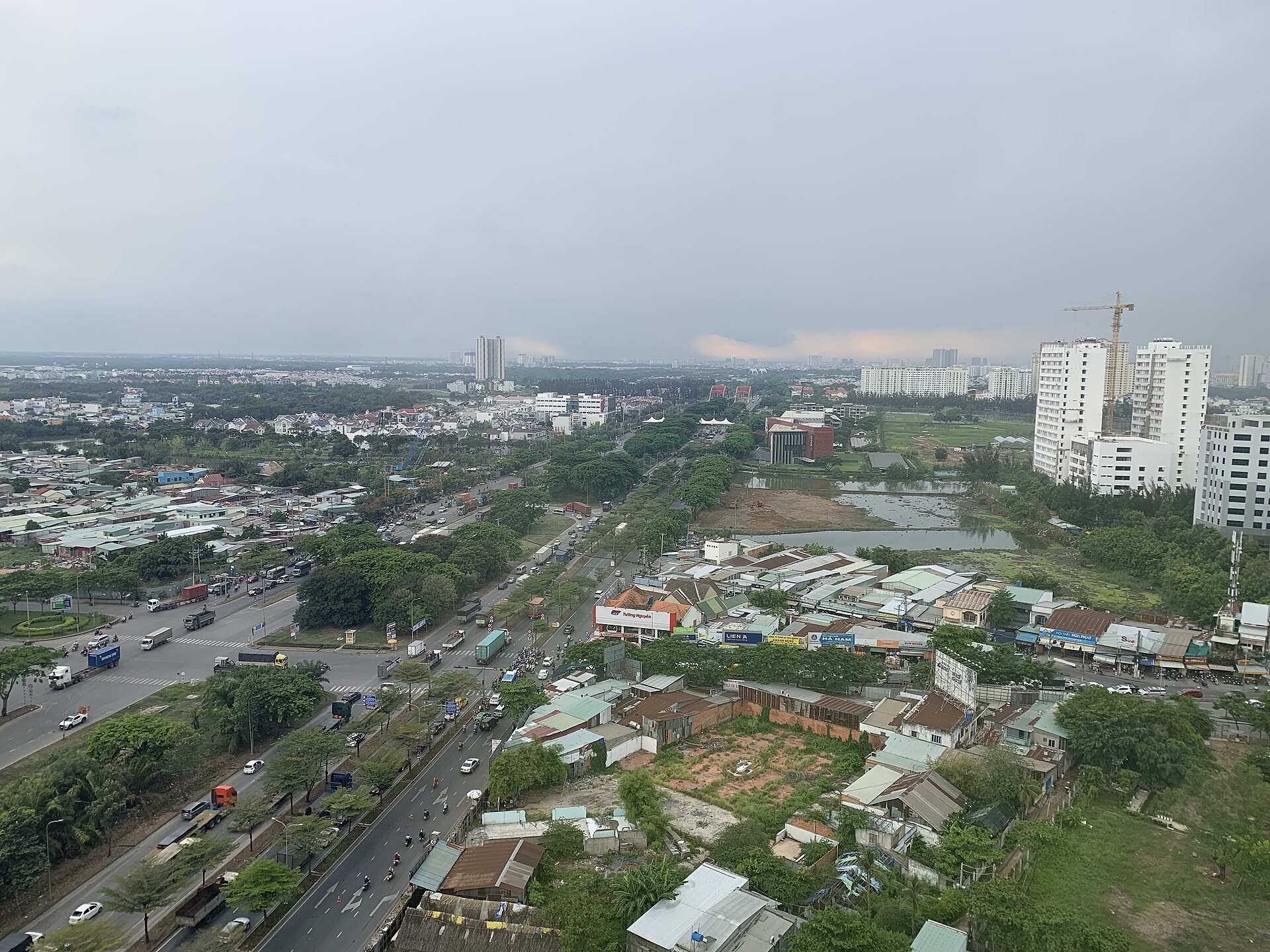 從高處看胡志明市市區，一個人走路就能逛完的範圍