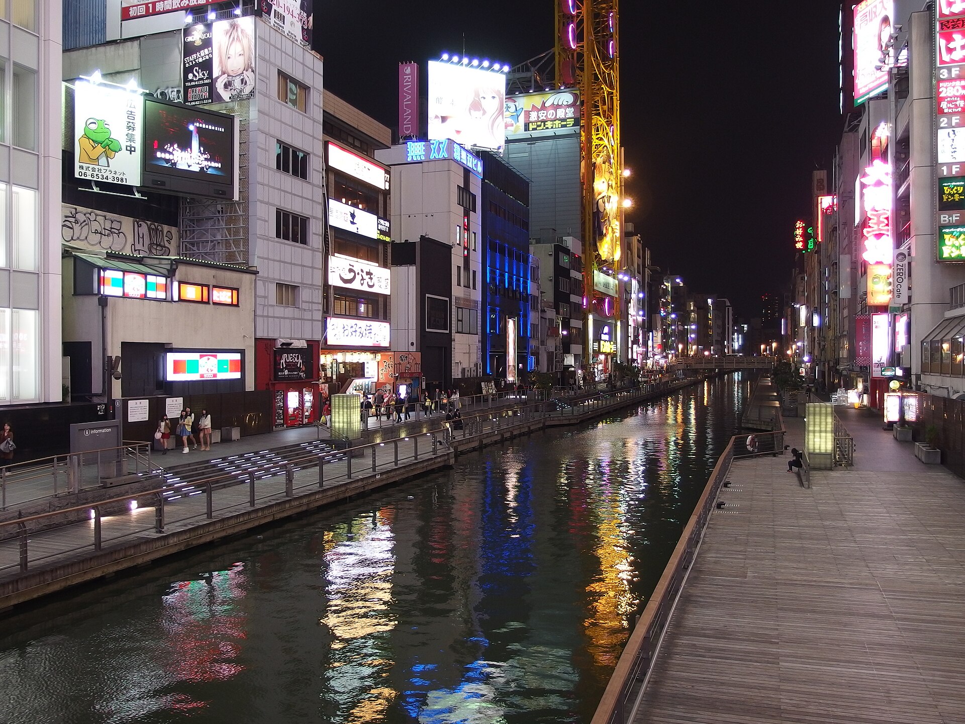 大阪難波夜景，客引き禁止區域一帶