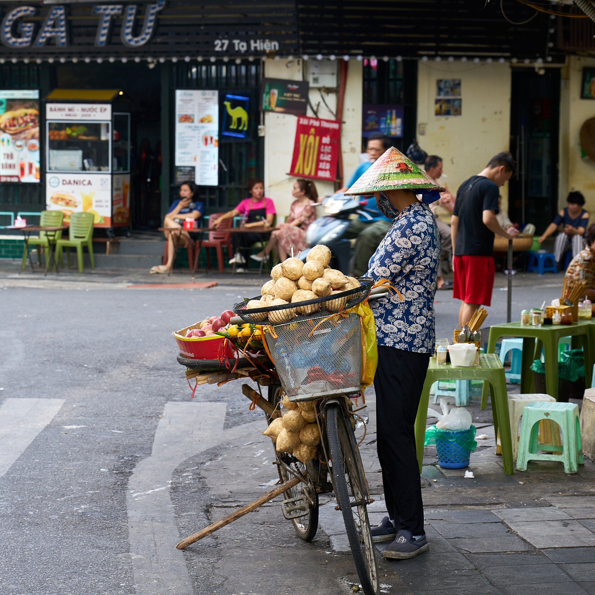 河內老城區街景，一個人走回住處的那段路