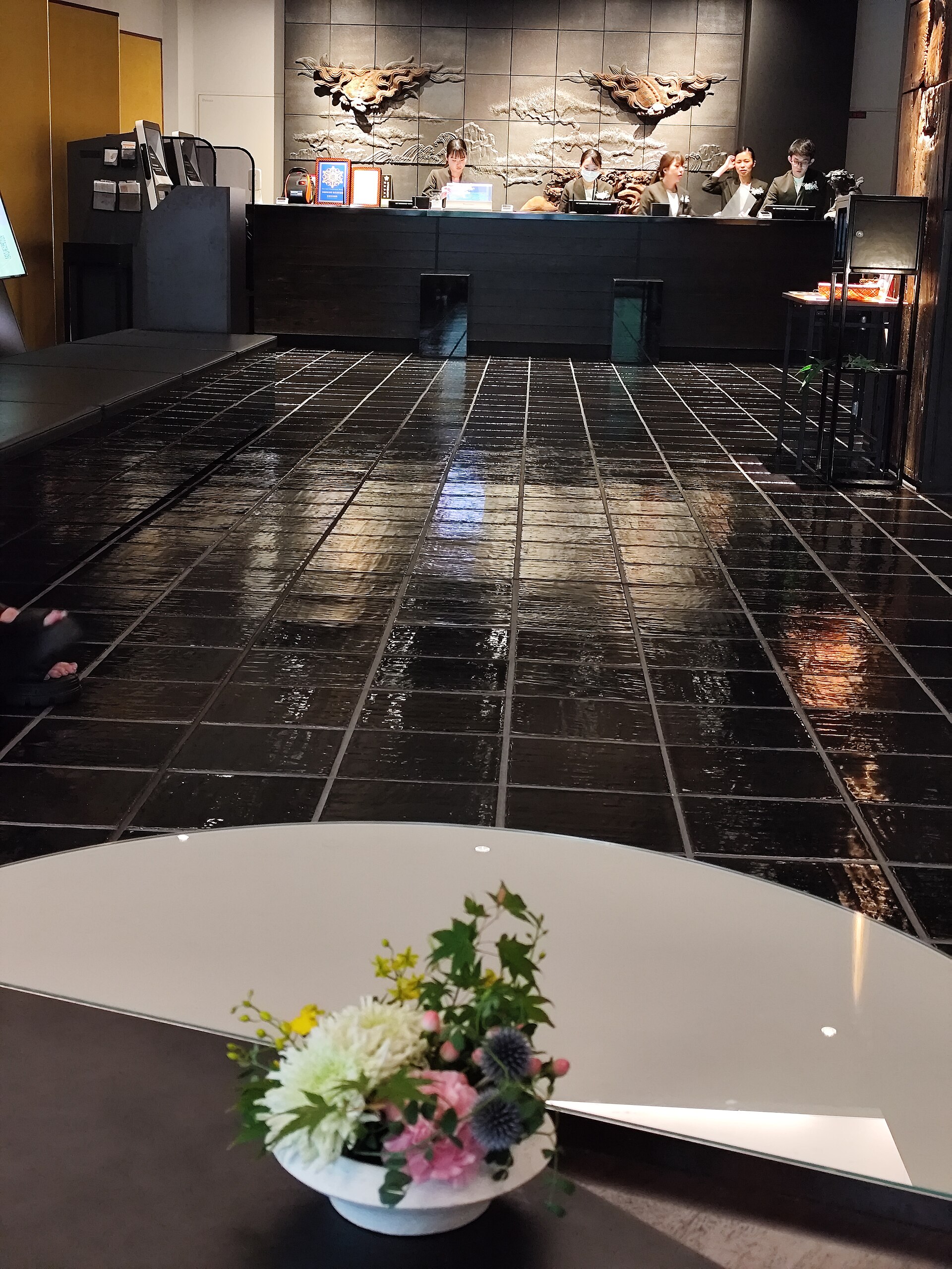 日本 飯店 大廳 改人數